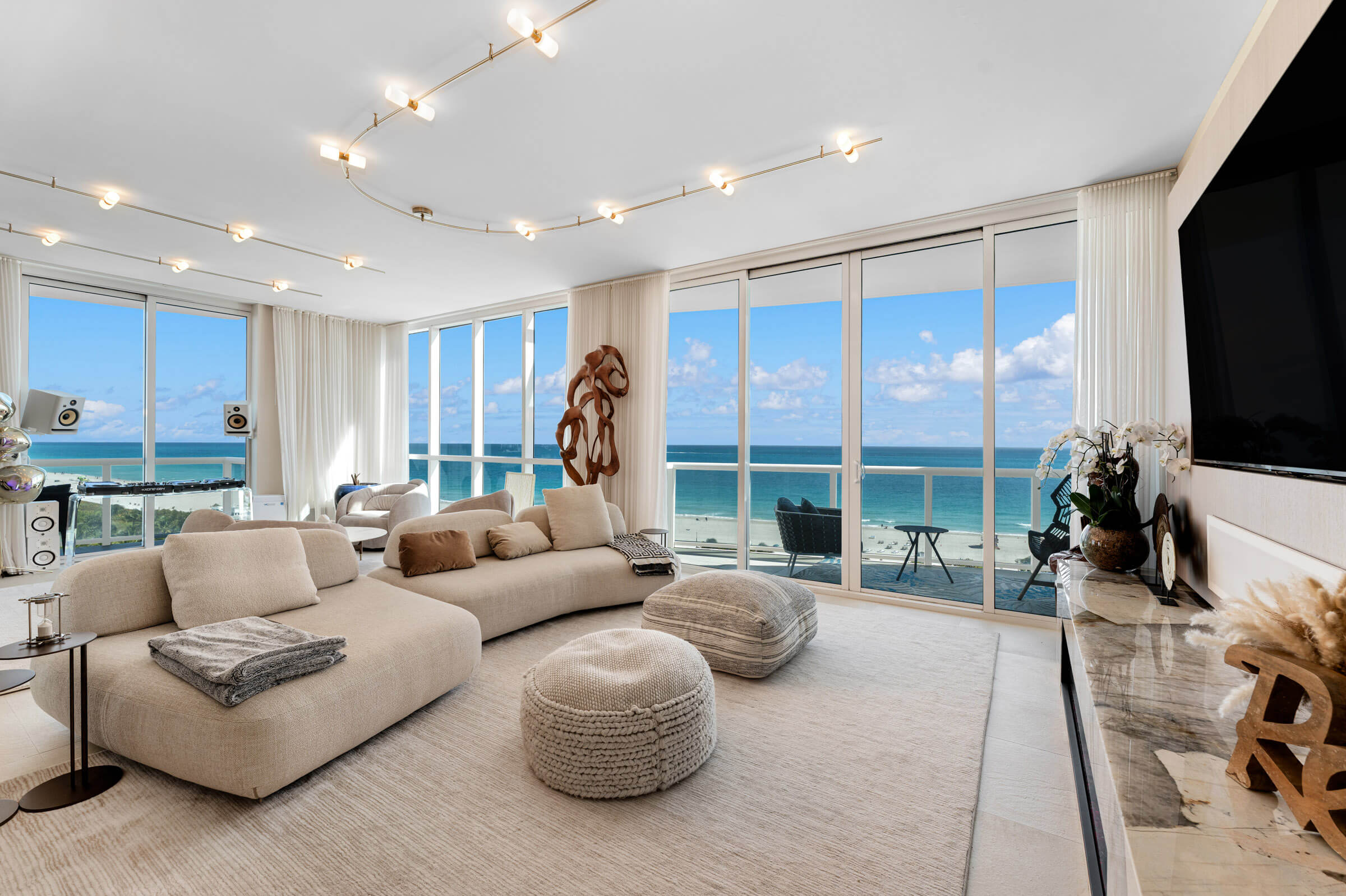 Discover Elegance at 50 S Pointe Dr, Miami Beach